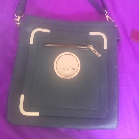Coach n Michael Kors Purses!! - Picture 2 of 2